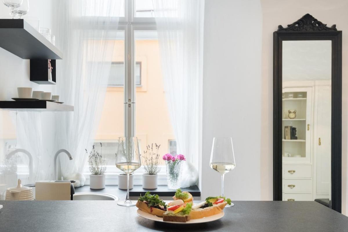 Apartment Wenceslas Square / Main Station - New Studio***** Prag