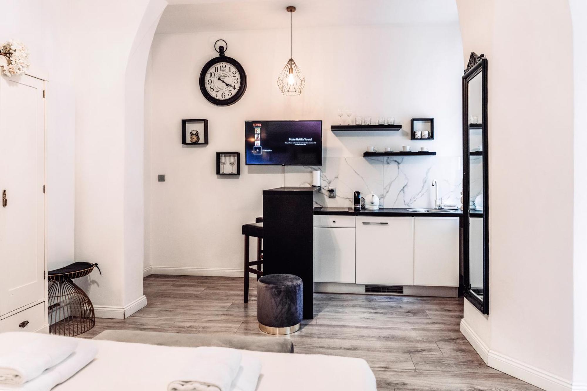 Apartmán Wenceslas Square / Main Station - New Studio***** *